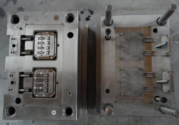 Injection mold-11