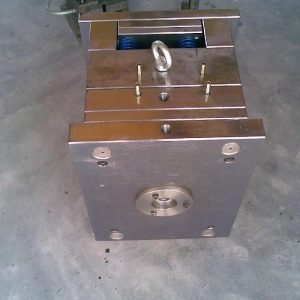 Injection mold-12