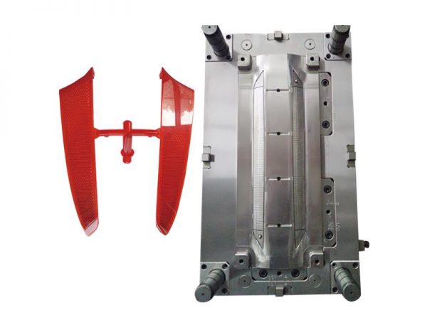 Injection mold for cart light